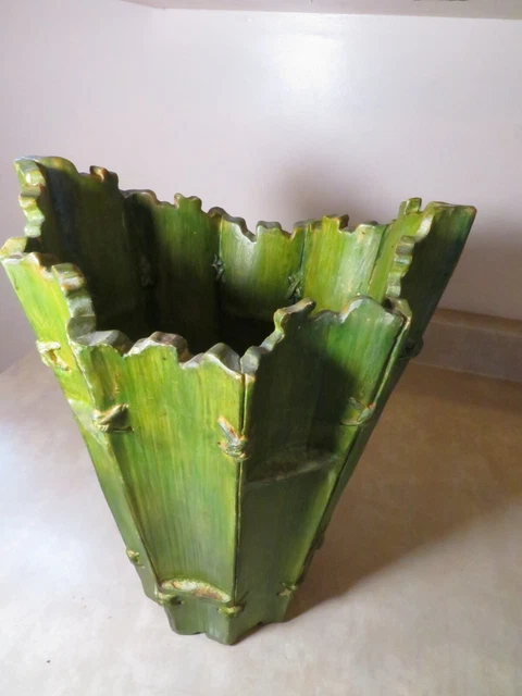 BAMBOO Wood Art Bucket Vase Basket Ikebana Unusual Unexpected Design Green 13"