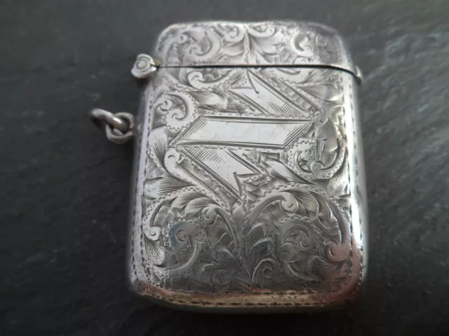 Antique Victorian Fully Hallmarked Solid Silver Vesta Case in Good Condition