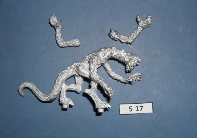 28-30mm scale FAN SCULPTED SPACE SLUG / LEECH ALIEN CREATURE