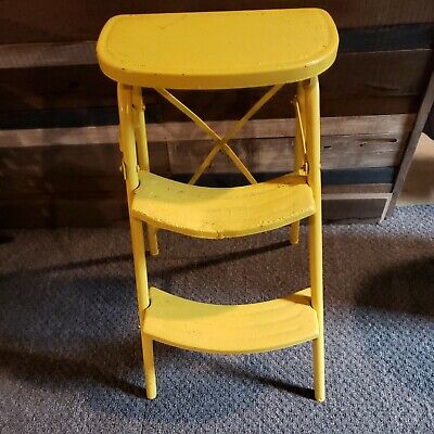 VINTAGE METAL 2 STEP STOOL LADDER Rustic Yellow Paint For Props or Decor Only 2