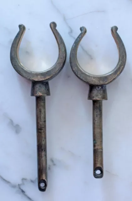 PAIR of VINTAGE BRONZE OAR LOCKS BOAT DECOR