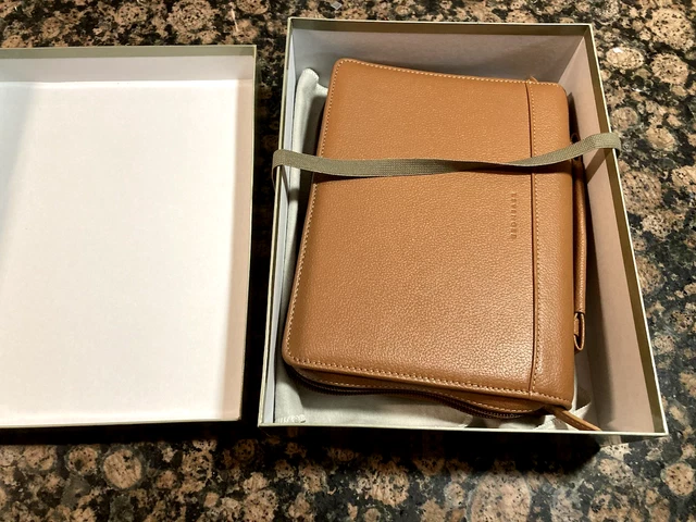 LEVENGER Multi-Section Camel Leather Business Organizer / Carryall Bag