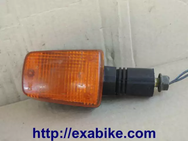 clignotant arriere pour Suzuki GSXF 750  de 1989 a 1997 (GR78A)