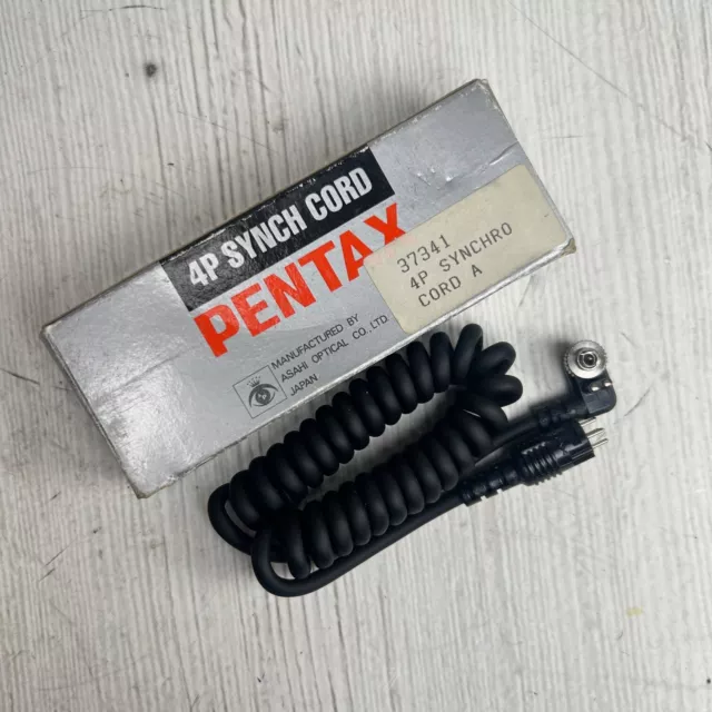Pentax 37341 4P Sync Cord A Coiled - LX PC Terminal to AF-400T / Hot Shoe Grip