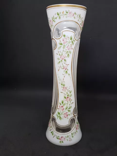 Vase en Cristal Overlay Emaillé, Baccarat ? époque XIXÈME siècle