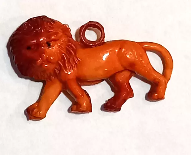 Vtg 40s CRACKER JACK Charm LION Jewelry Prize Celluloid Plastic