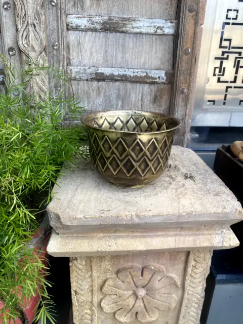 Antique Old Brass Hand Crafted Beautiful Planter Pot Vase 3
