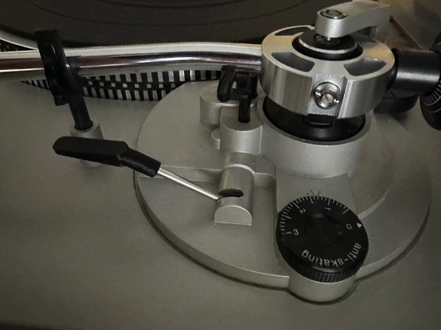 Universal Tonearm Cue Damping Fluid – 1M Cst Silicone Oil With Syringe & Needle