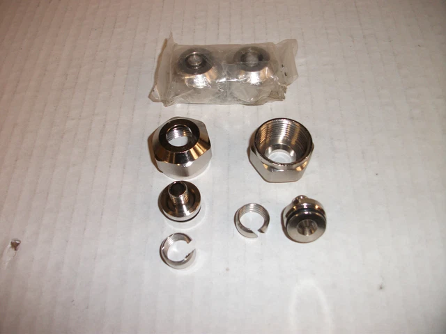 QTY (4)  3/8" Pex x 3/4" BSP Manifold Connectors, plumbing + radiant heating