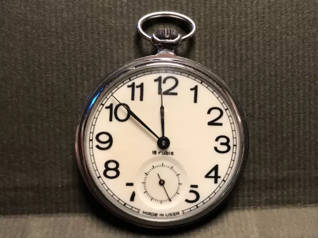 VINTAGE MECHANICAL POCKET Watch. 18 Rubis. Made in the USSR. Mint