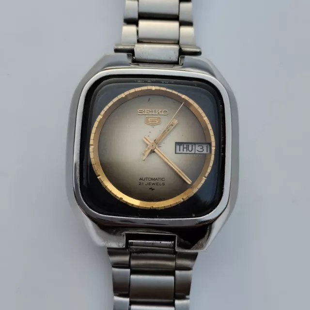 Vintage Seiko 5 Automatic 7019-5090 Day/Date 21 Jewels Men's Japan Wristwatch