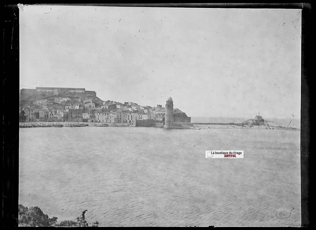 Plaque verre photo ancienne négatif noir et blanc 6x9 cm Collioure village