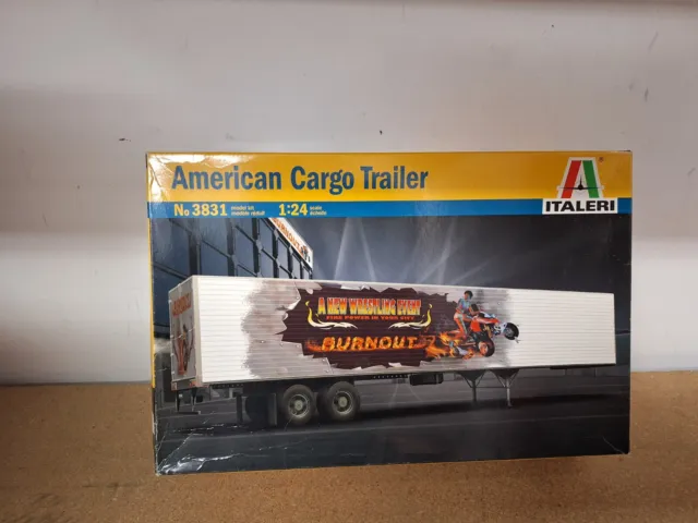 Italeri 1:24 Scale American Cargo Trailer Model No. 3831 - Rare!