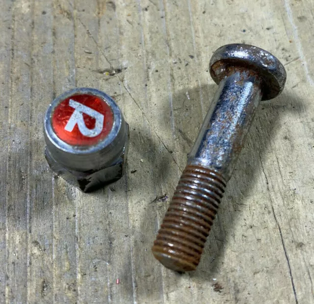 seatpost clamp bolt