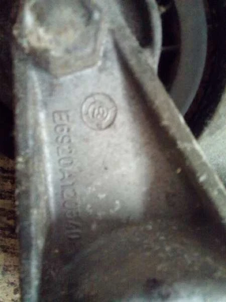 E6920A110540 galet tendeur pour VOLKSWAGEN TOUAREG 3.2 2002 E6920A120540 155415 3
