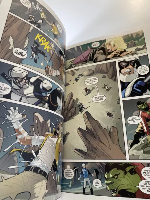 Teen Titans Earth One Volume One (Vol. 1)- DC Comics - NEW 5