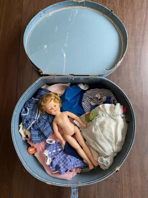 1950s IDEAL ST-12 SHIRLEY TEMPLE DOLL LOT WITH ORIGINAL TAGGED & UNTAG CLOTHES