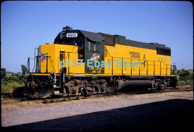 CNW Chicago & North Western GP38-2 4601 OLS Paint ORIGINAL 1995 Kodachrome Slide