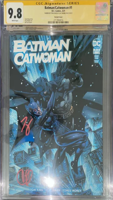 Batman/Catwoman #1 Lee Variant CGC SS 9.8 Signed by Tom King & Clay Mann