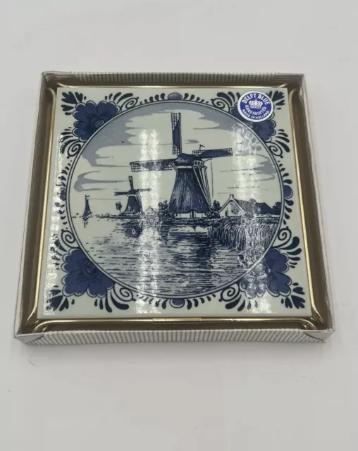 VINTAGE BLUE WHITE DELFT DUTCH TILE TRIVET  WINDMILL METAL FRAME 50’s-60’s