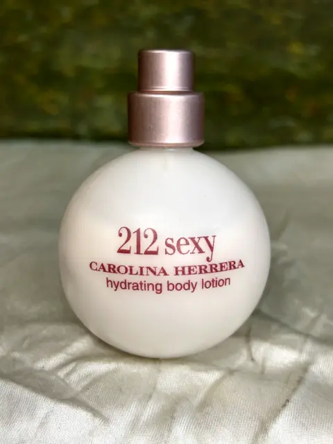 Carolina Herrera 212 Sexy 50Ml Hydrating Body Lotion