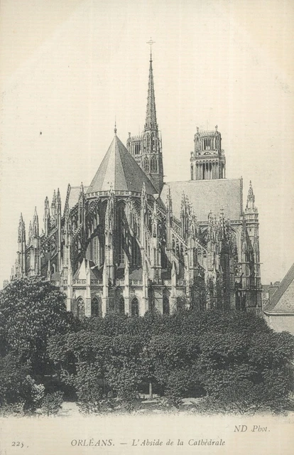 Papier peint Intérieur de la cathédrale gothique Orléans