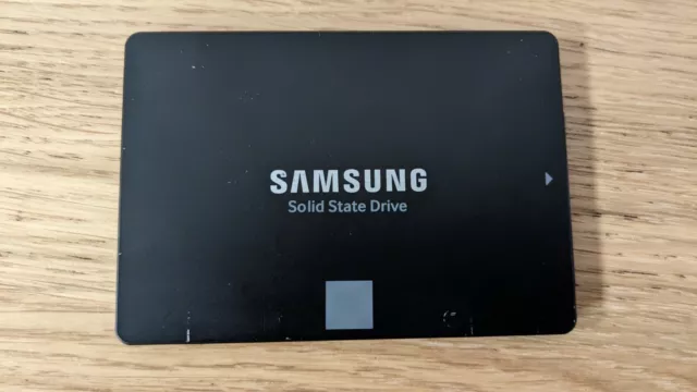 Samsung SSD 860 EVO 250gb 2.5" HD
