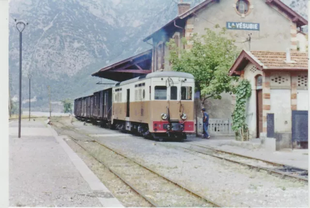 Cpsm La Vesubie  (06) Train Tracte Par La Locomotive Bb 61 (Tirage 80 Ex)