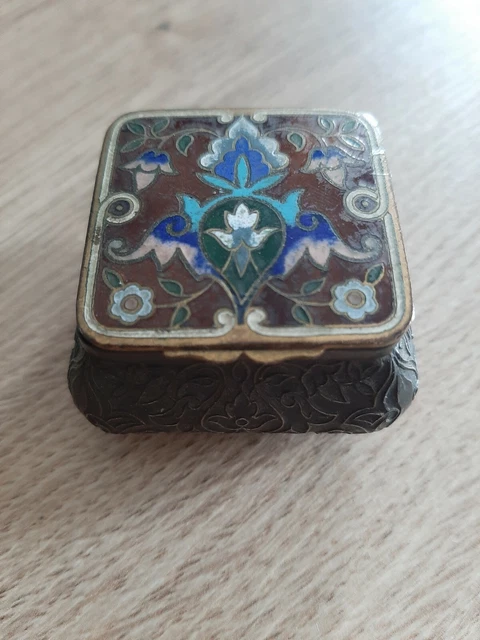 JOLIE BROCHE ANCIENNE en porcelaine de limoges EUR 9,00 - PicClick FR
