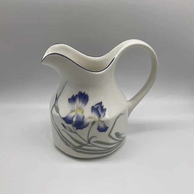 Vintage Royal Doulton Minerva Floral Pattern Fine China Milk Creamer Jug LS 1084