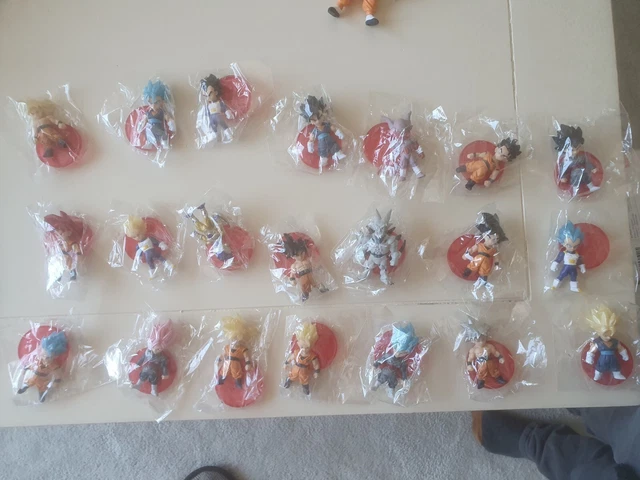 LOT DE 47 minis figurines pvc vintage Dragon Ball Z (DBZ) EUR 95,00