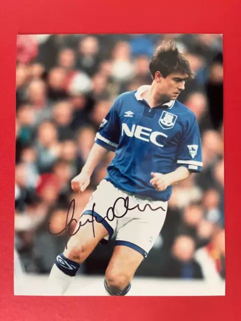 Ian Snodin - Former Everton Footballer - Excellent Signed Photograph