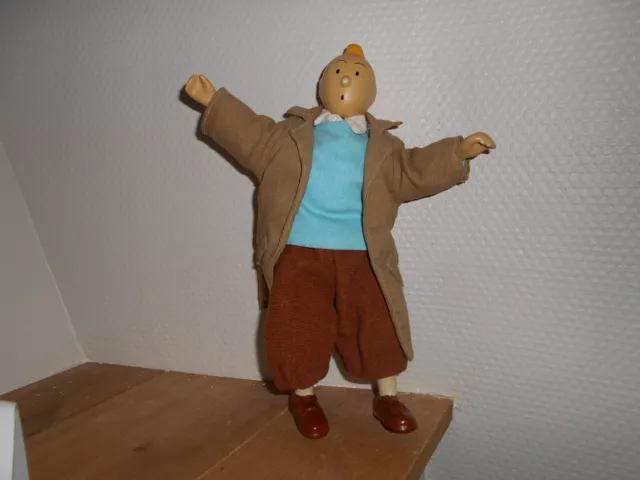 Personnage Tintin porcelaine et tissu hr 24 cm