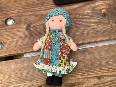 Vintage Holly Hobbie doll with pigtails hat dress Knickerbocker plush  9 in Tall