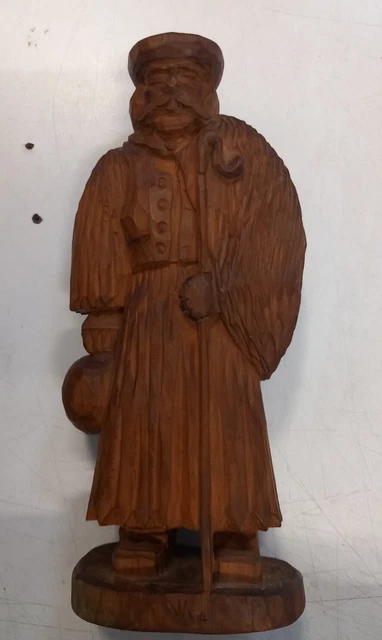 Uomo In Legno Scoplito