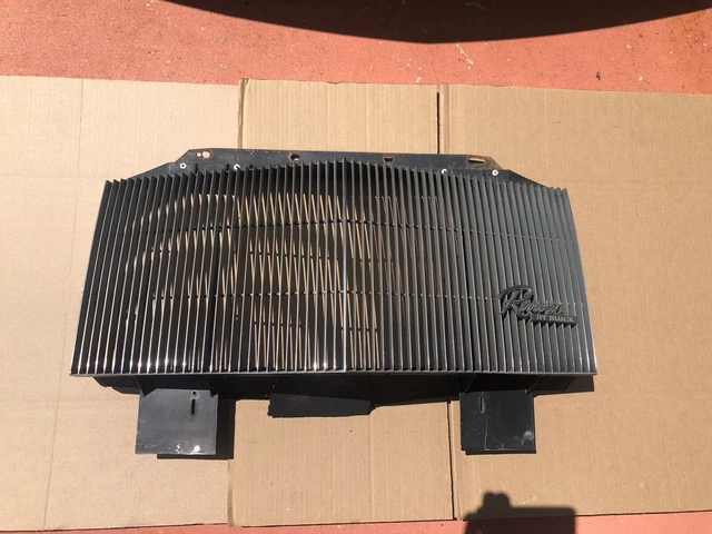 1984 84 1985 85 Buick Riviera grille Part No. E8VB-8A405-AA  OEM