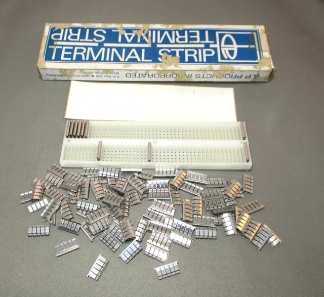A P Products Incorporated Model 432-875 100 Terminal Block Strip NOS