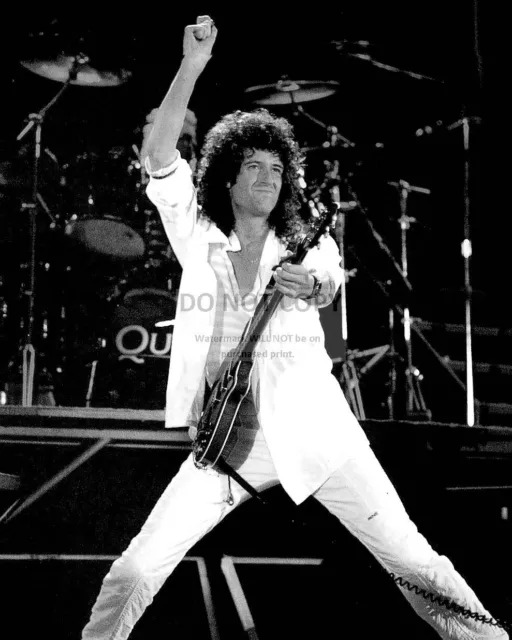Brian May "Queen" Lead Guitarist - 8X10 Publicity Photo (Aa-462)