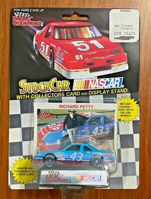 New 1992 Racing Champions 1:43 Diecast NASCAR Richard Petty STP Pontiac #43