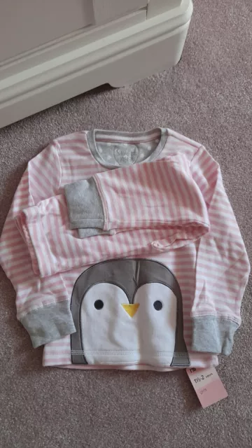 BNWT  Mothercare Girls Pink Penguin Christmas Pyjamas  Age 1.5 years to  2years