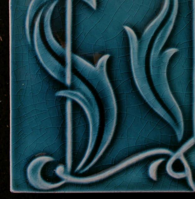 Attractive Original  antique Art Nouveau tile C 1900 T & R Boote England 5