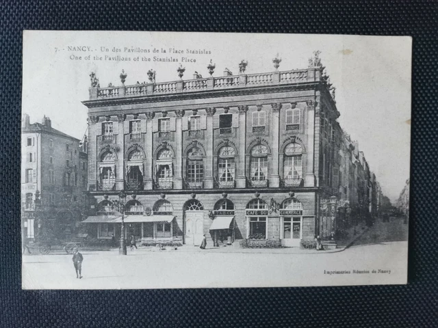 CPA 54 NANCY - One of the Pavillons de la Place Stanislas