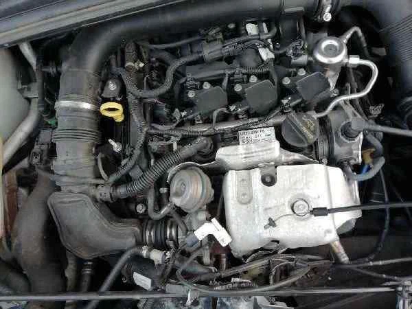 M2DA moteur complet pour FORD FOCUS LIM. (CB8) TREND 2010 965112