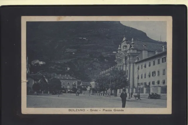 Bolzano Gries Piazza Grande Con Persone Viaggiata Anno 1928 (A309)