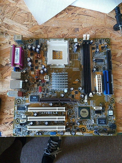 Les spécifications de la Asus A7VBX-LA carte Mère