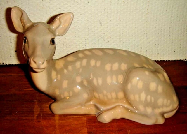Large DEER # 1930 by Bing & Grondahl Royal Copenhagen. Factory FIRST & SWEET