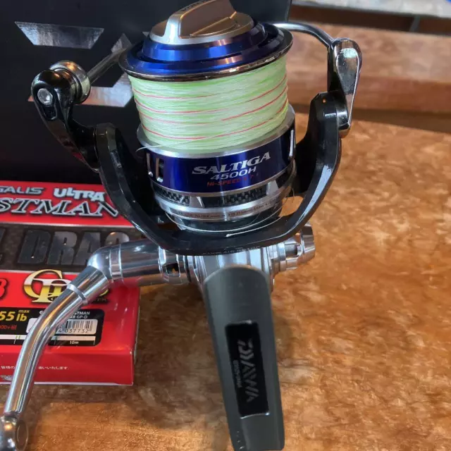 Daiwa Saltiga 4500H /fishing /Reel /Some scratches and stains /japan