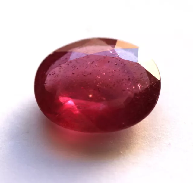 4,89 ct  Rubis du Mozambique traité