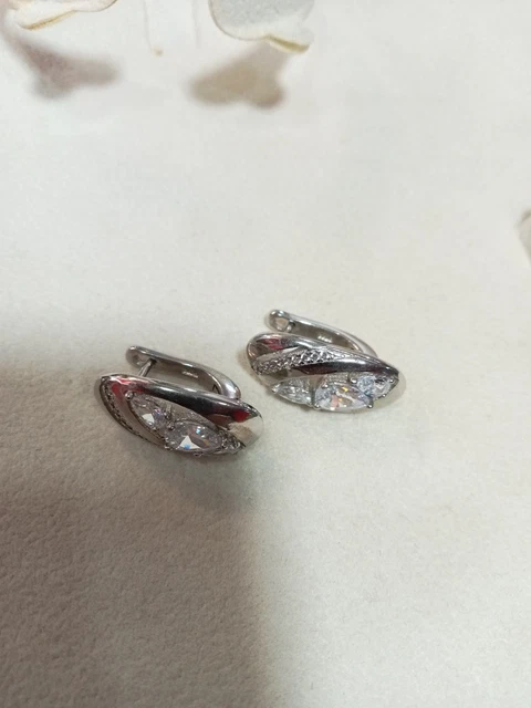 Boucles D'Oreilles Clous Argent 925 Massif Avec Zirconiums - 1,20x1,20 Cm - Neuf Sans Emballage