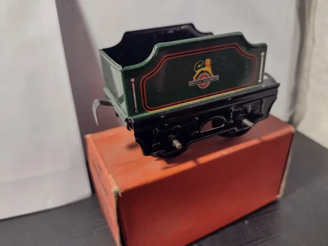 Hornby O Gauge Green Tinplate Tender No 20  - Near Mint Boxed